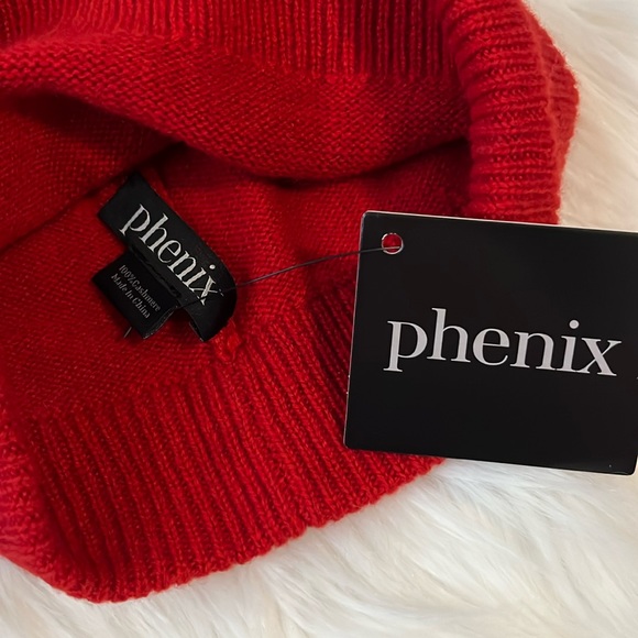 100% Cashmere Knit Beanie Hat - Picture 3 of 5